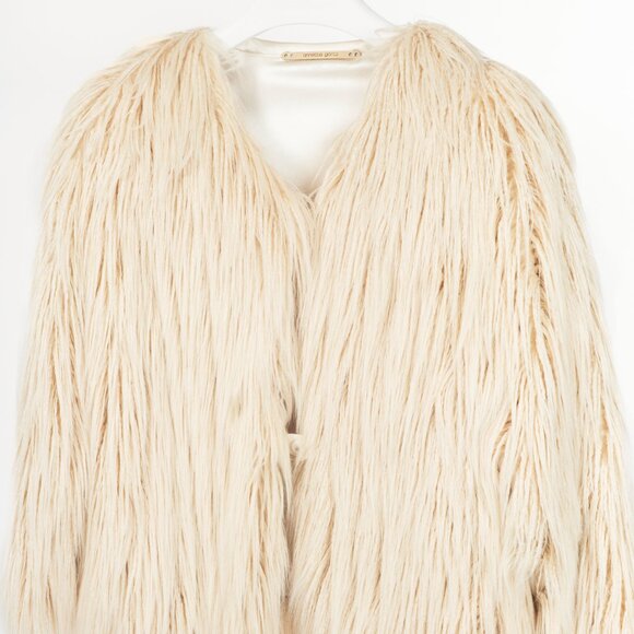 Annette Gortz AW19 Gel Cream Faux Fur Jacket - Picture 4 of 11